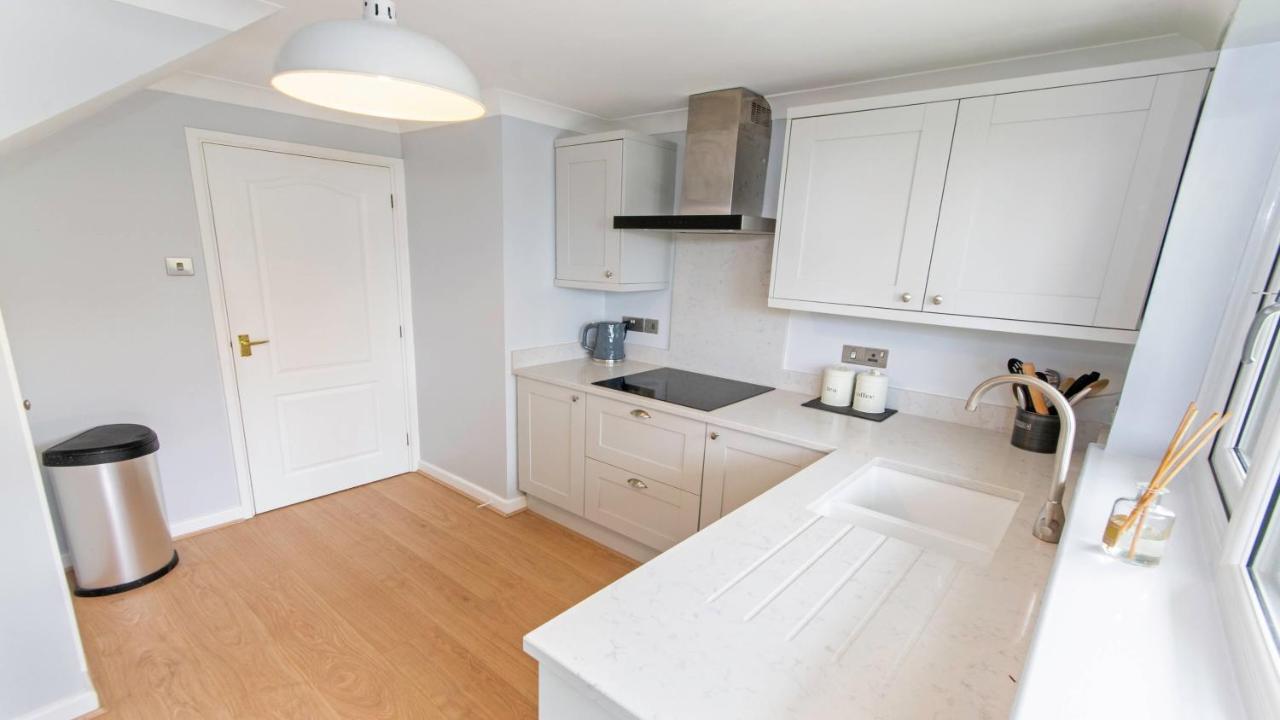 Oceanside Croyde, Scandi Inspired Cottage Close To Croyde Beach - Sleeps 6 Exterior photo